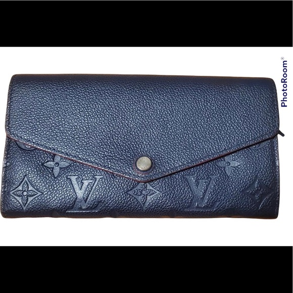 Louis Vuitton Sarah wallet - Picture 1 of 11